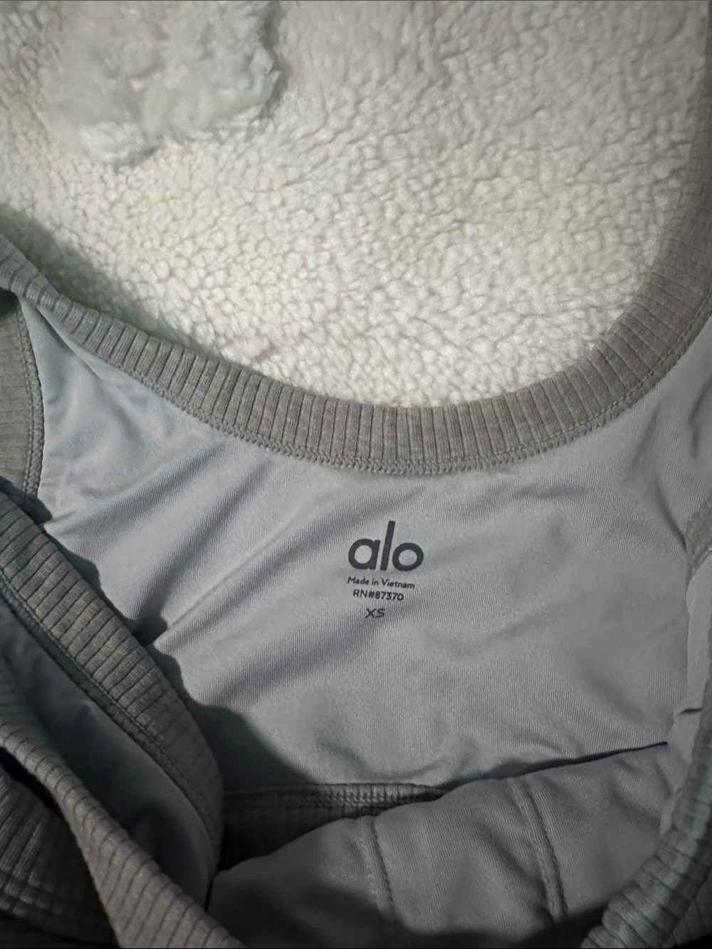 Alo Yoga Wellness Sports Bra XS Gray - Picture 3 of 4